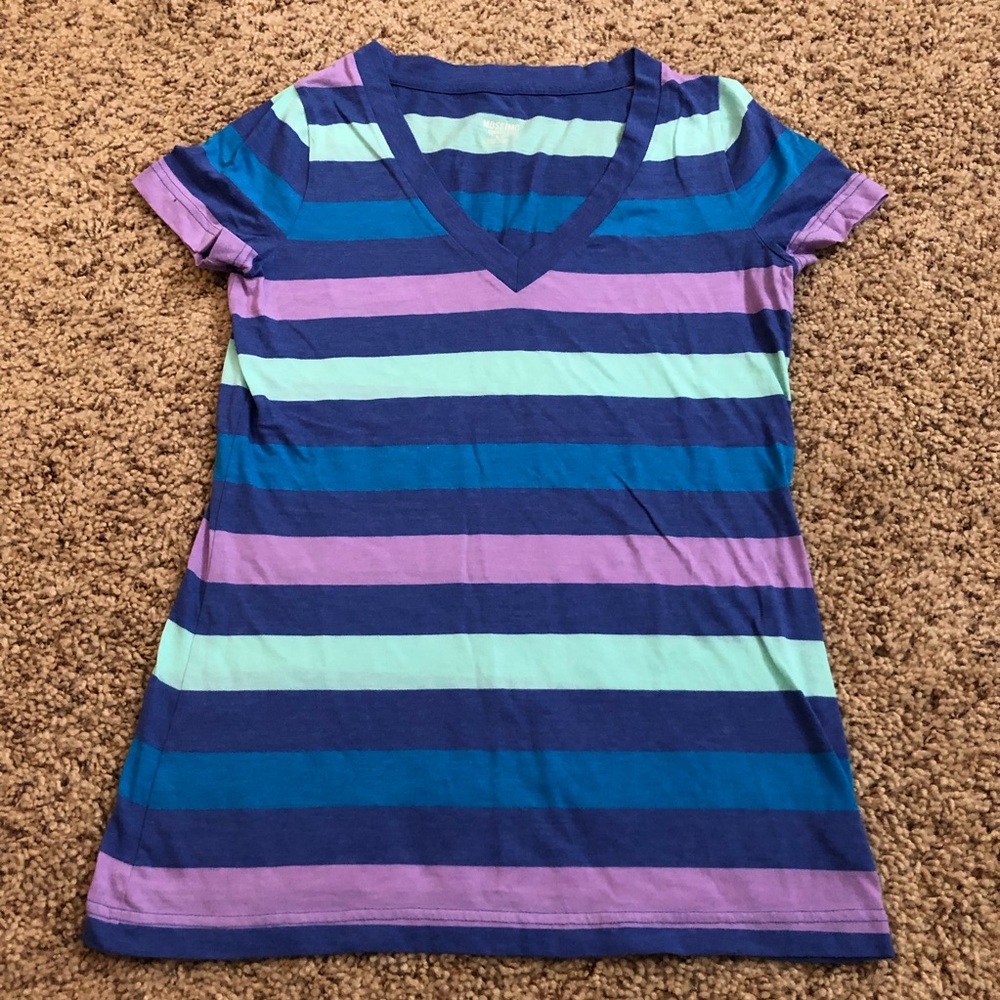 Colorful tshirt bundle - Picture 3 of 7